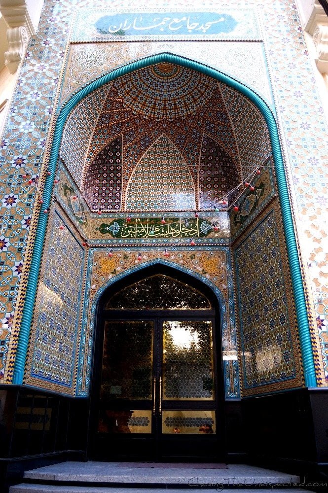 A trip, a photo - A glimpse of Islam in Tehran