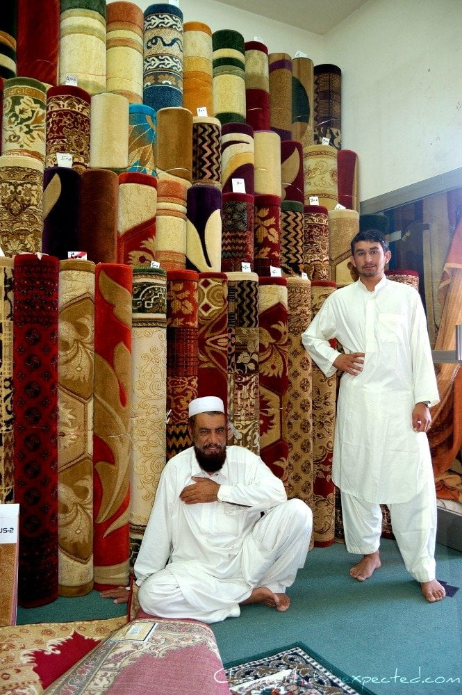 Abu Dhabi carpet market CU - Travel Images