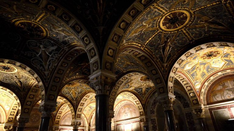 cropped underground tours of rome santa cecilia basilica cover - Travel Images