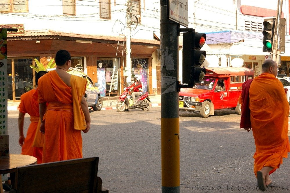 Meditating in Chiang Mai with Buddhist Monks