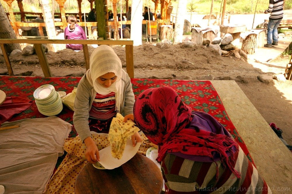 Image: Turkish girls serving gozleme traditional bread
