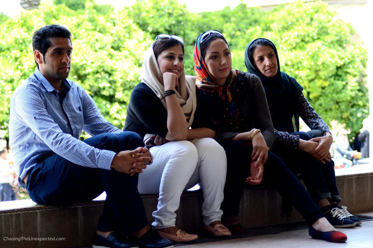 Iran Dress Code: My Top 7 Tips on What to Wear in Iran Iran Dress Code: My Top 7 Tips on What to Wear in Iran