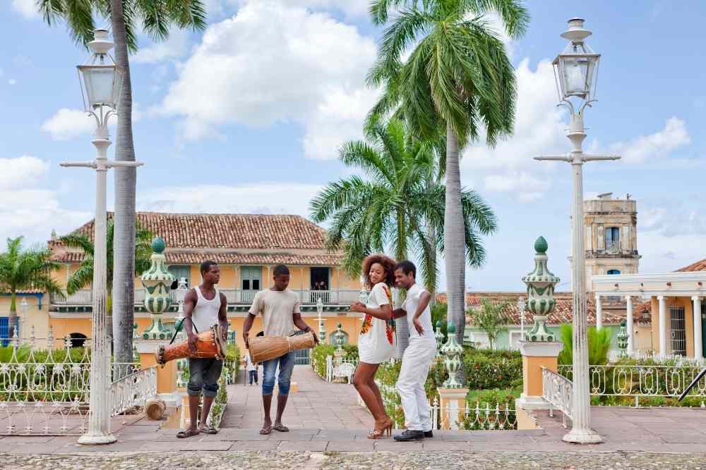 Image: Salsa in Cuba trips